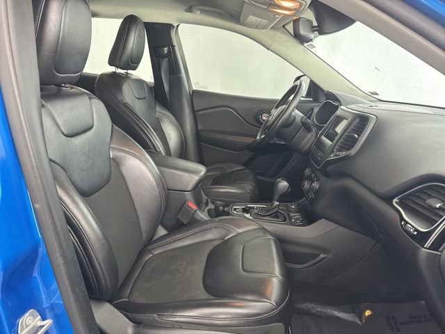 Used 2021 Jeep Cherokee Latitude Plus image 22