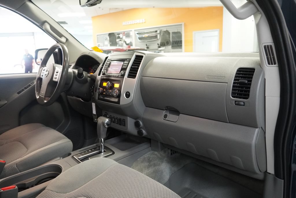 Used 2016 Nissan Frontier SV w/ SV Value Truck Package AWD/4WD image 35