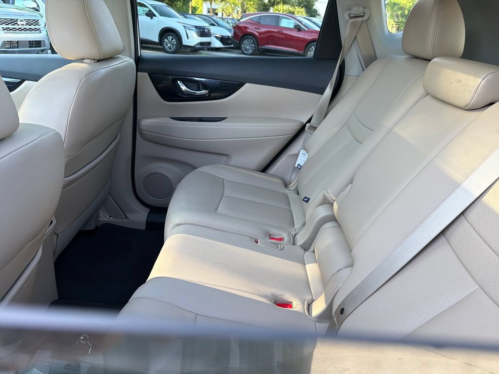 Used 2020 Nissan Rogue SL w/ Premium Package FWD image 34