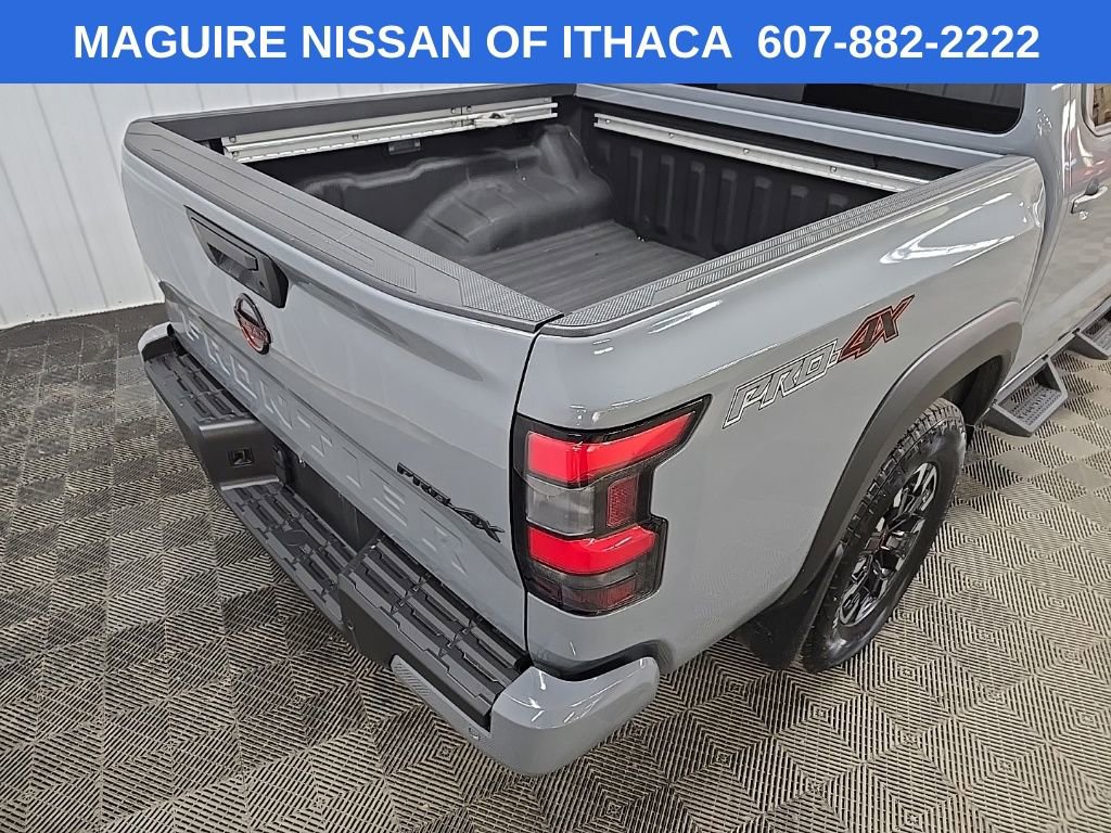Used 2023 Nissan Frontier PRO-4X w/ Pro Convenience Package AWD/4WD image 11