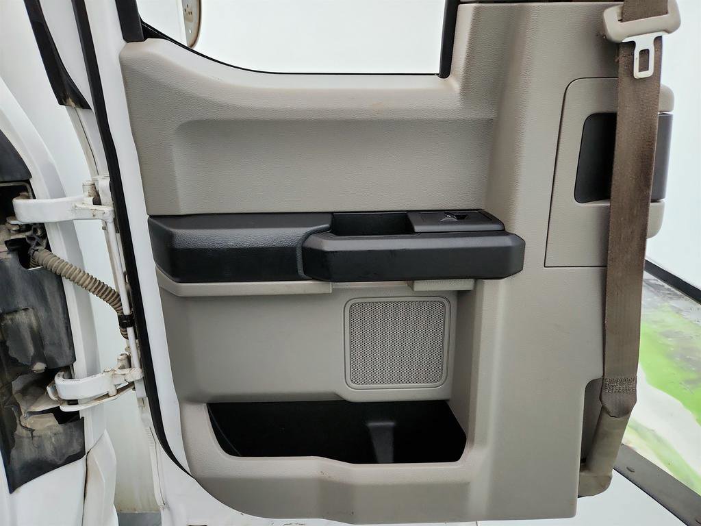 Used 2018 Ford F350 XL AWD/4WD image 19