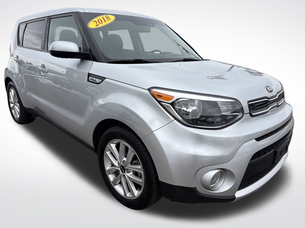 Used 2018 Kia Soul + FWD image 7