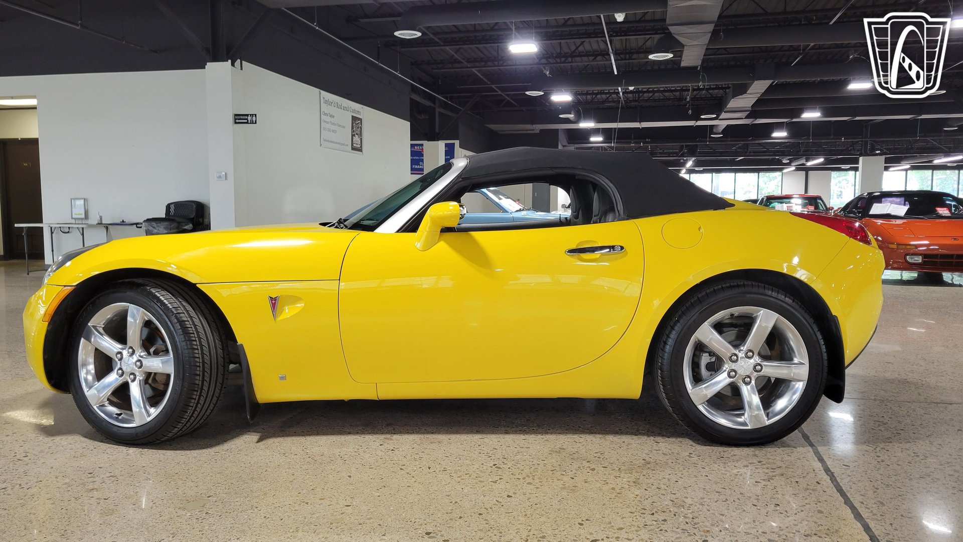 Used 2007 Pontiac Solstice Convertible w/ Premium Package RWD image 23