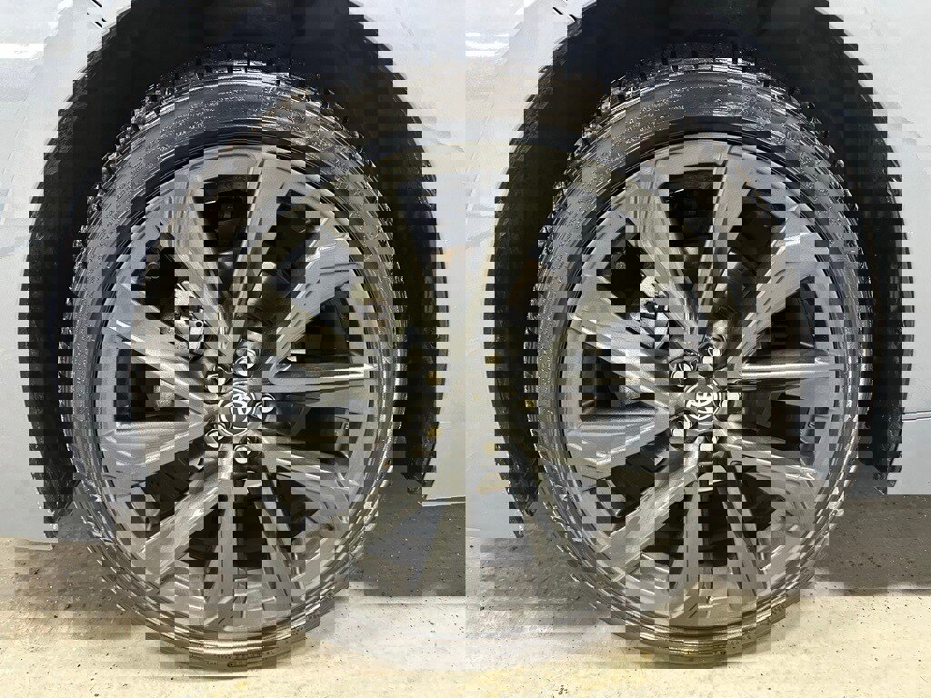 Used 2025 Toyota Corolla XSE image 62