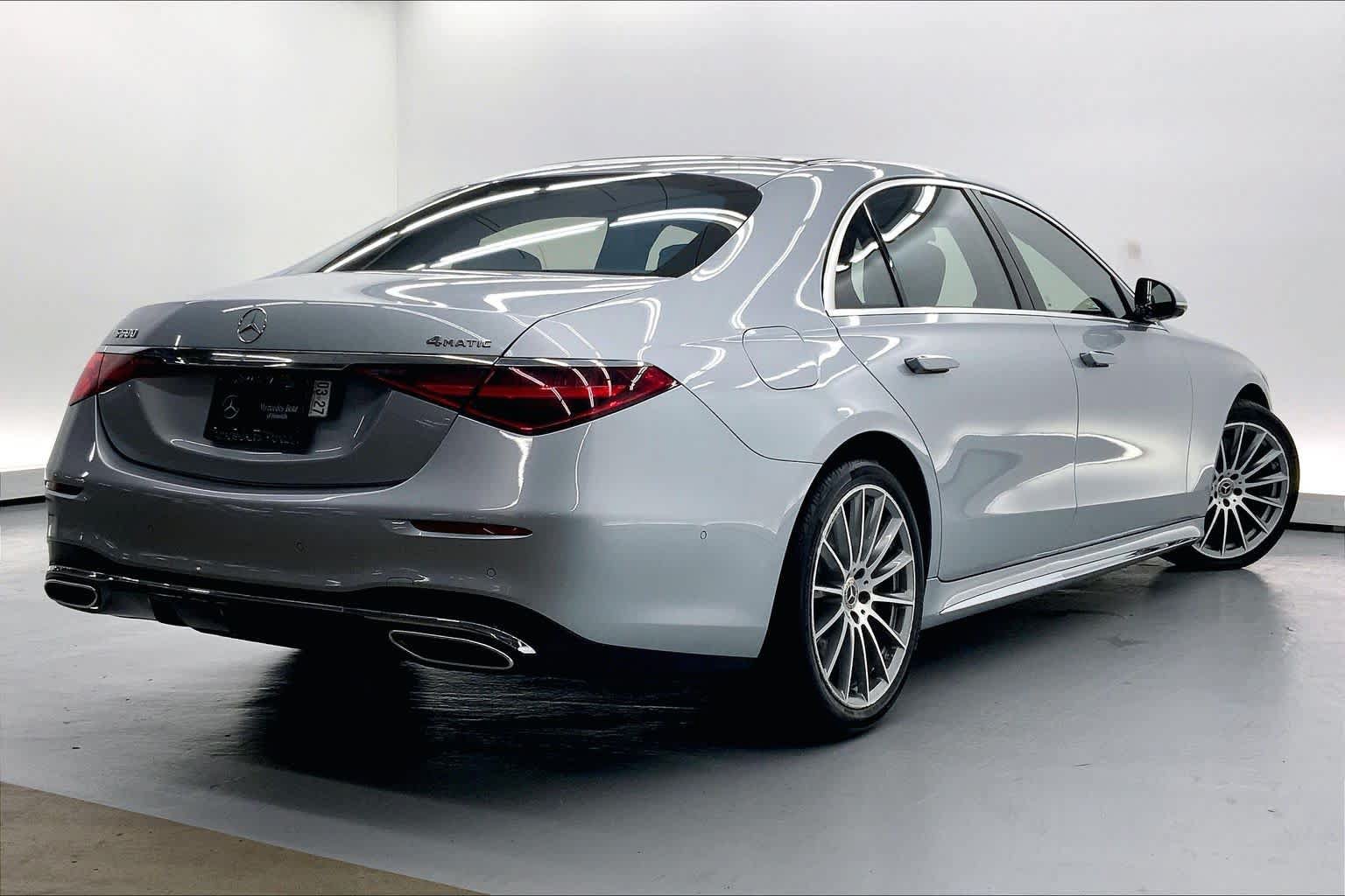 Certified 2022 Mercedes-Benz S 500 4MATIC image 4