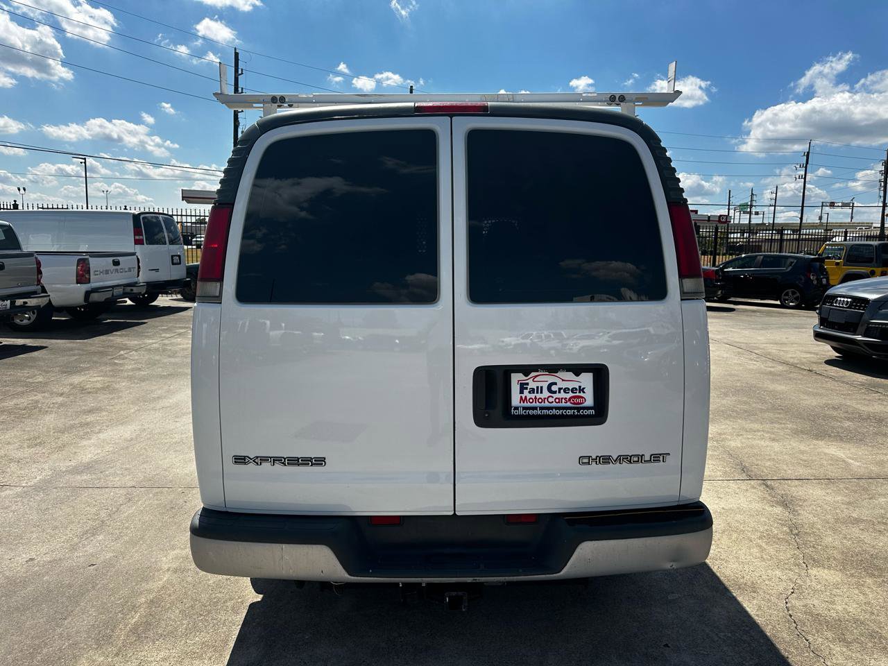 Used 2001 Chevrolet Express 1500 RWD image 4