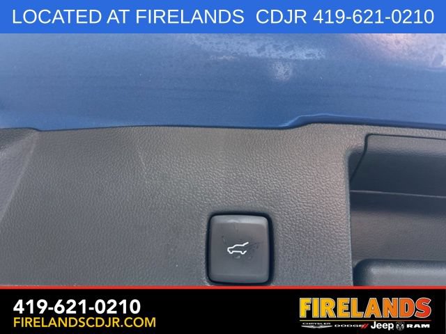 Used 2023 Ford Escape ST-Line Select AWD/4WD image 12