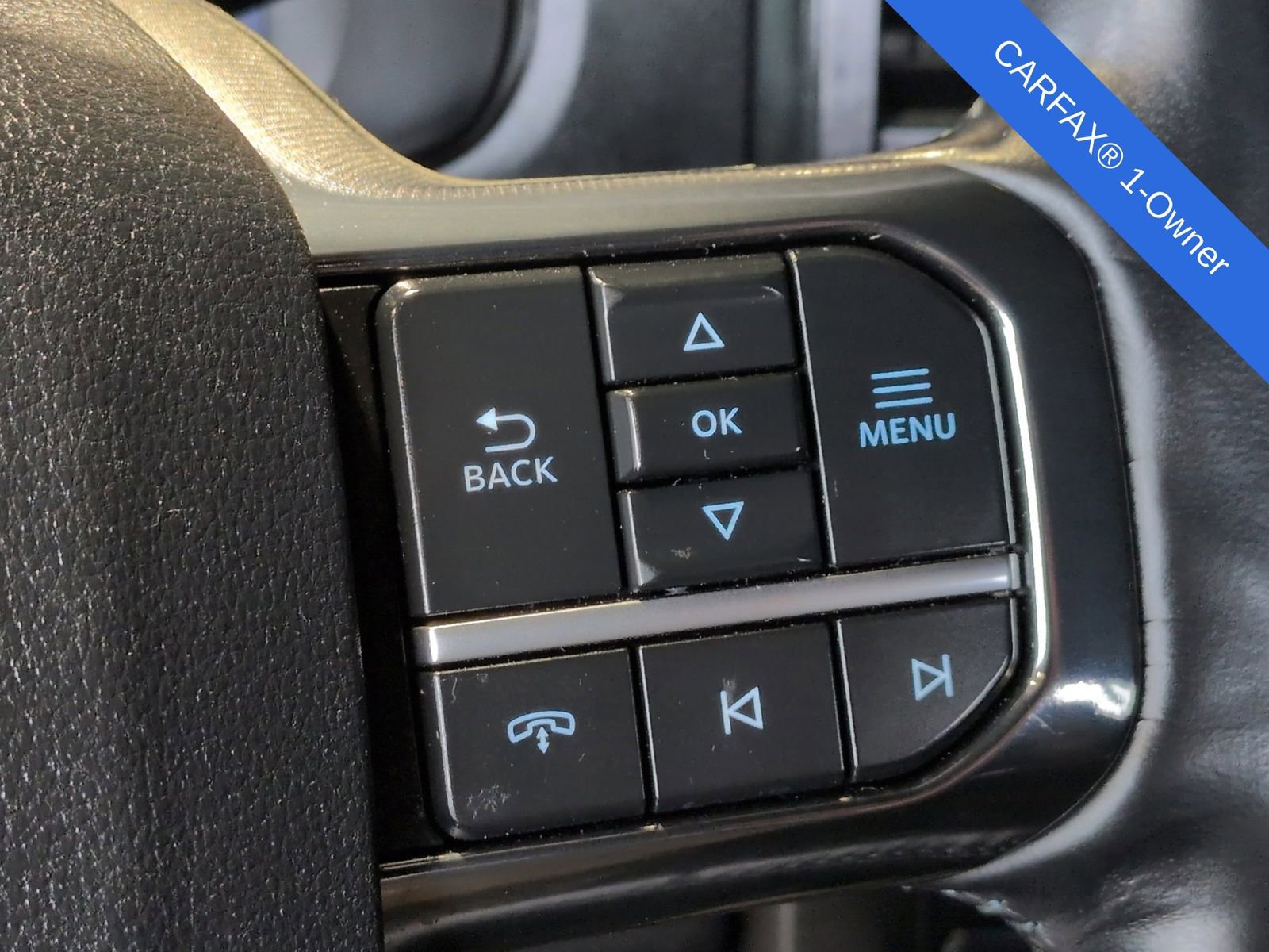 Used 2025 Ford F350 Platinum w/ FX4 Off-Road Package image 30