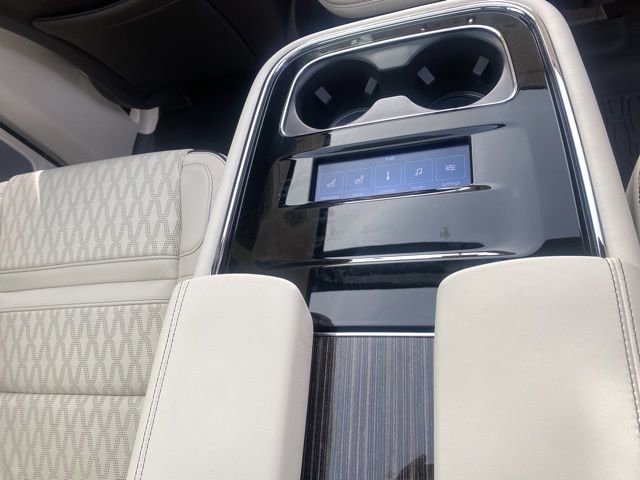 Used 2024 Lincoln Navigator Black Label image 6