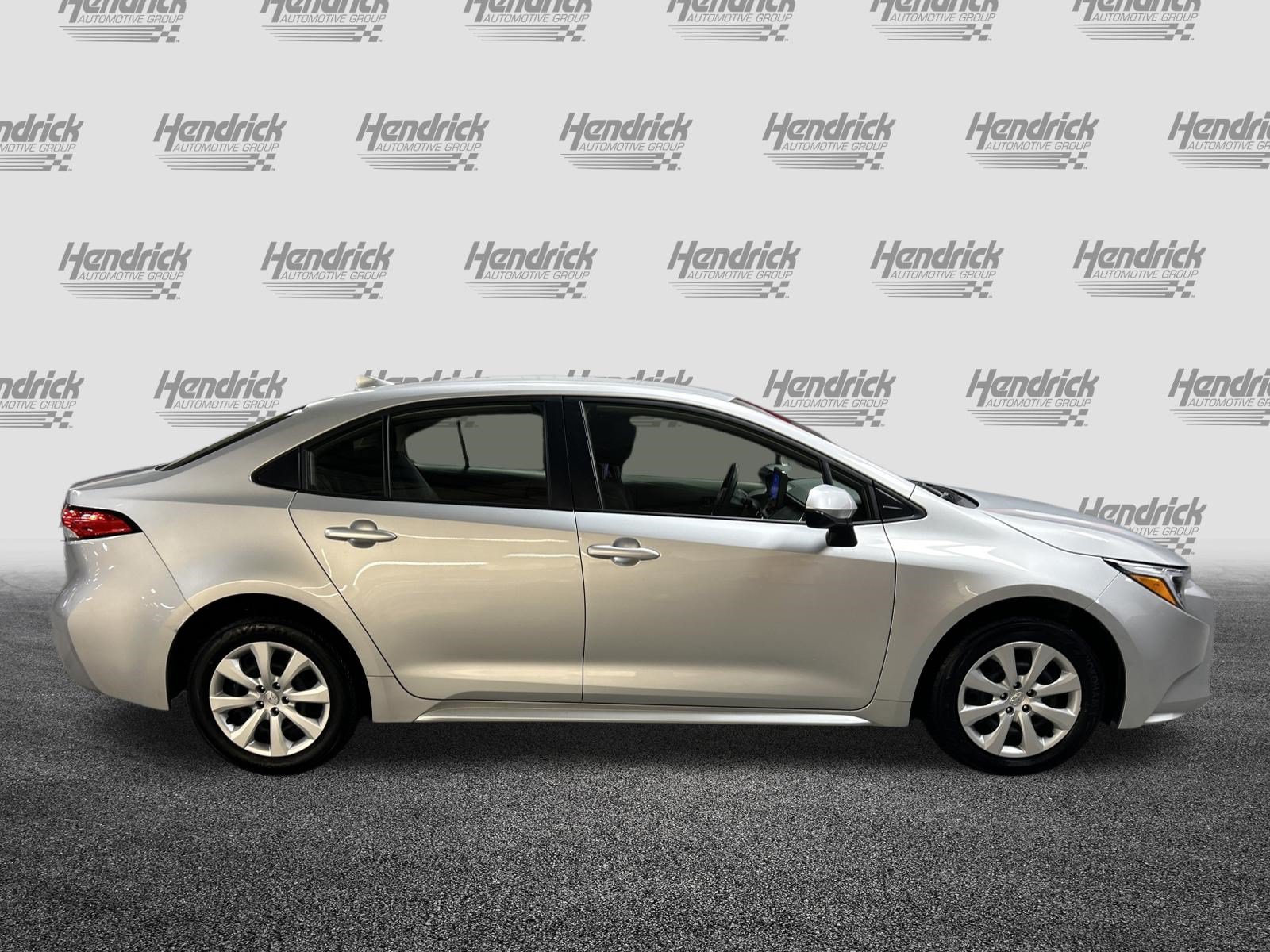 Used 2023 Toyota Corolla LE FWD image 11