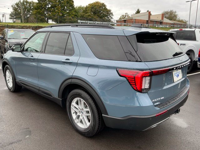 New 2026 Ford Explorer Active w/ Active Comfort Package RWD image 4