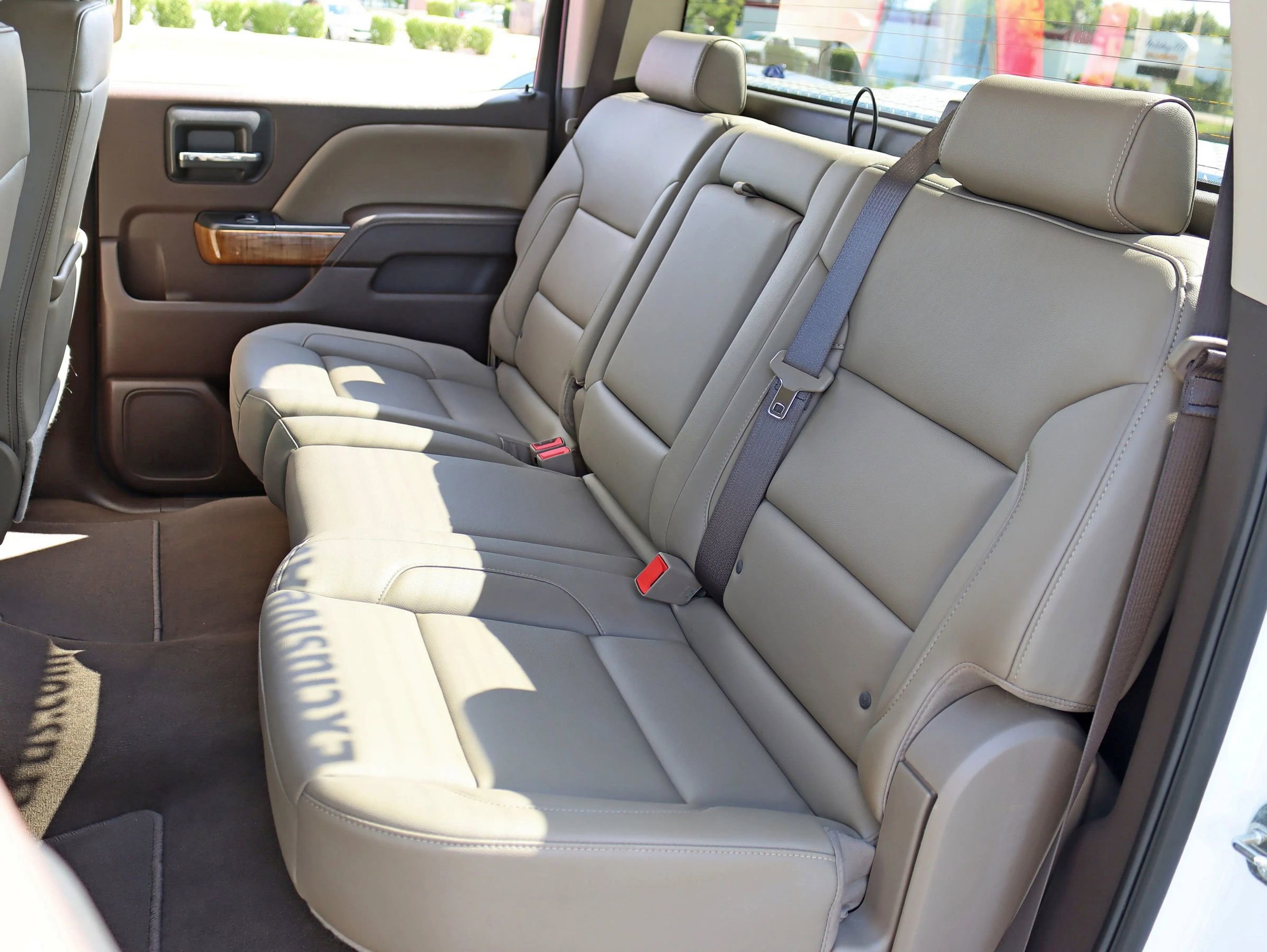 Used 2018 GMC Sierra 1500 SLT w/ SLT Premium Package image 28