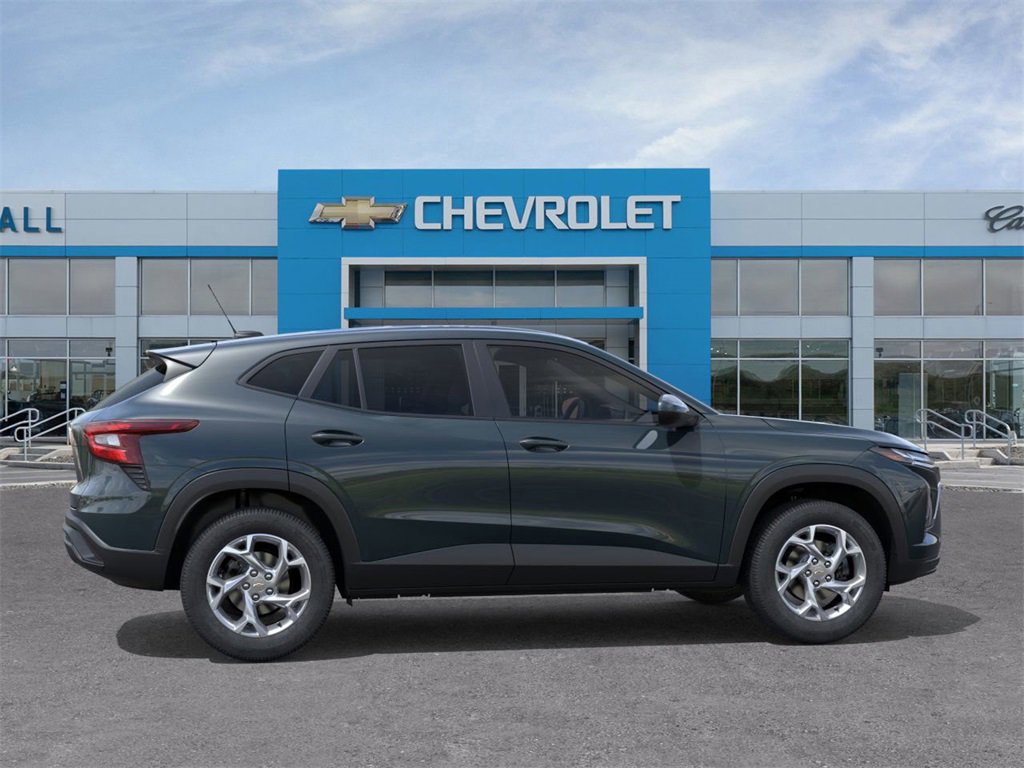 New 2026 Chevrolet Trax LS w/ LS Convenience Package image 5