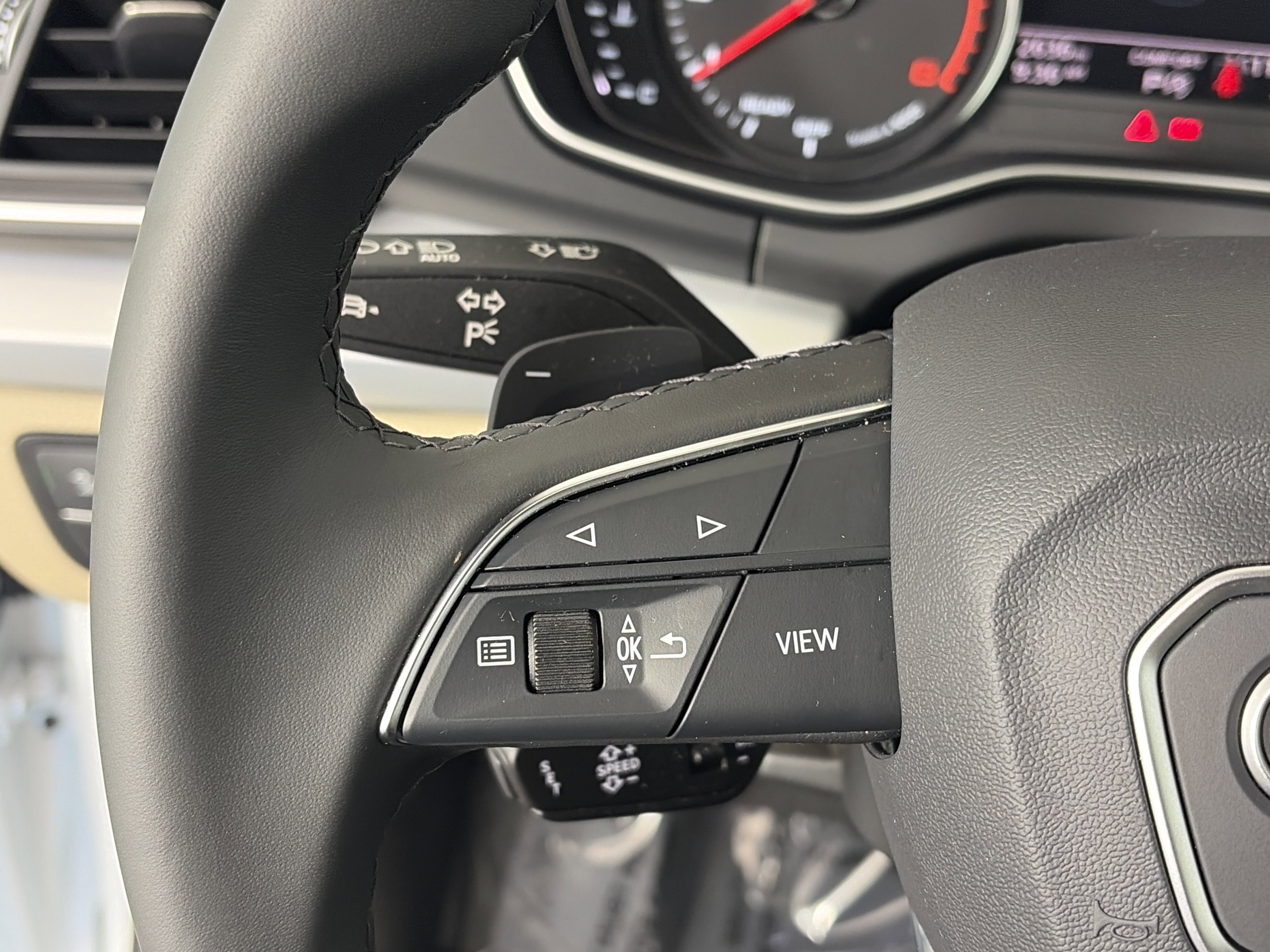 Certified 2024 Audi Q5 2.0T Premium w/ Convenience Package AWD/4WD image 29