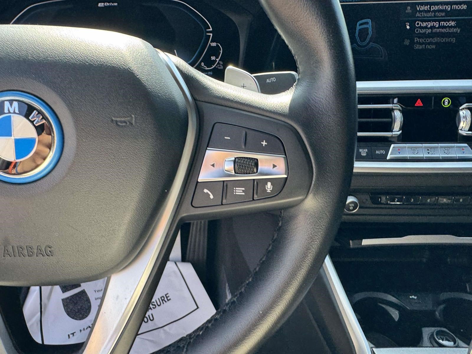 Used 2022 BMW 330e w/ Convenience Package RWD image 27