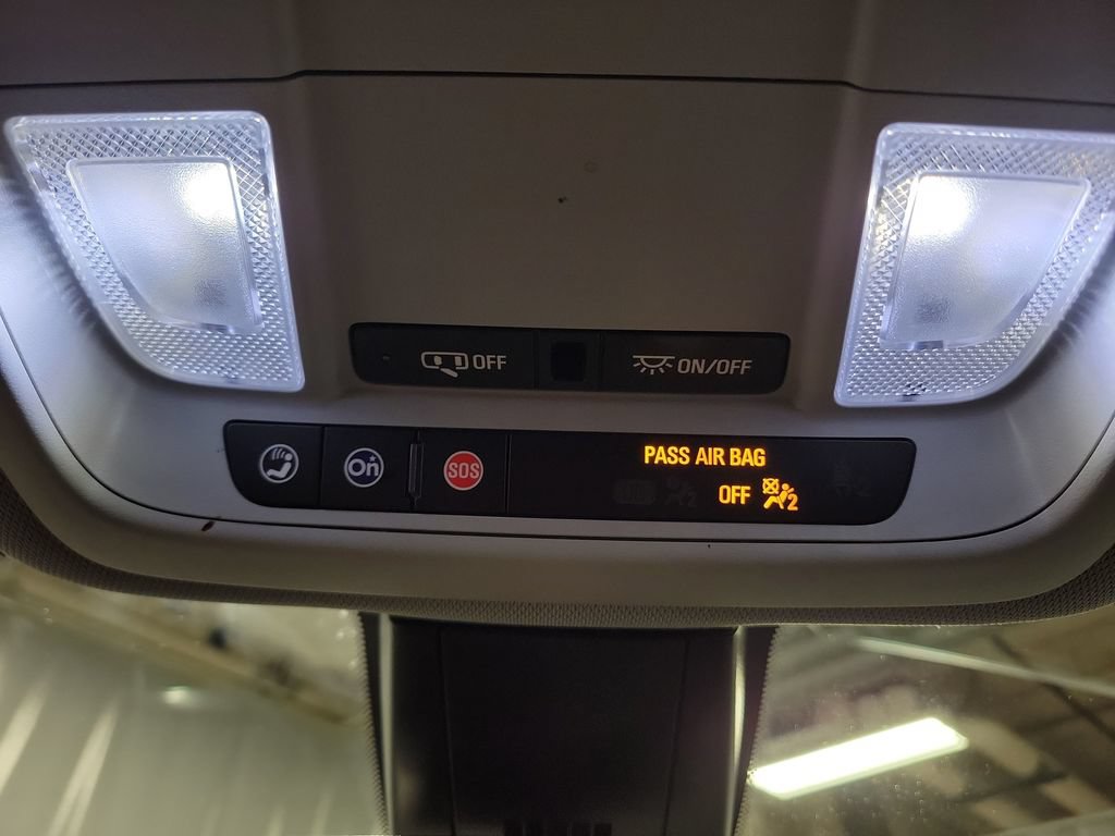 Used 2022 Chevrolet Blazer LT FWD image 23