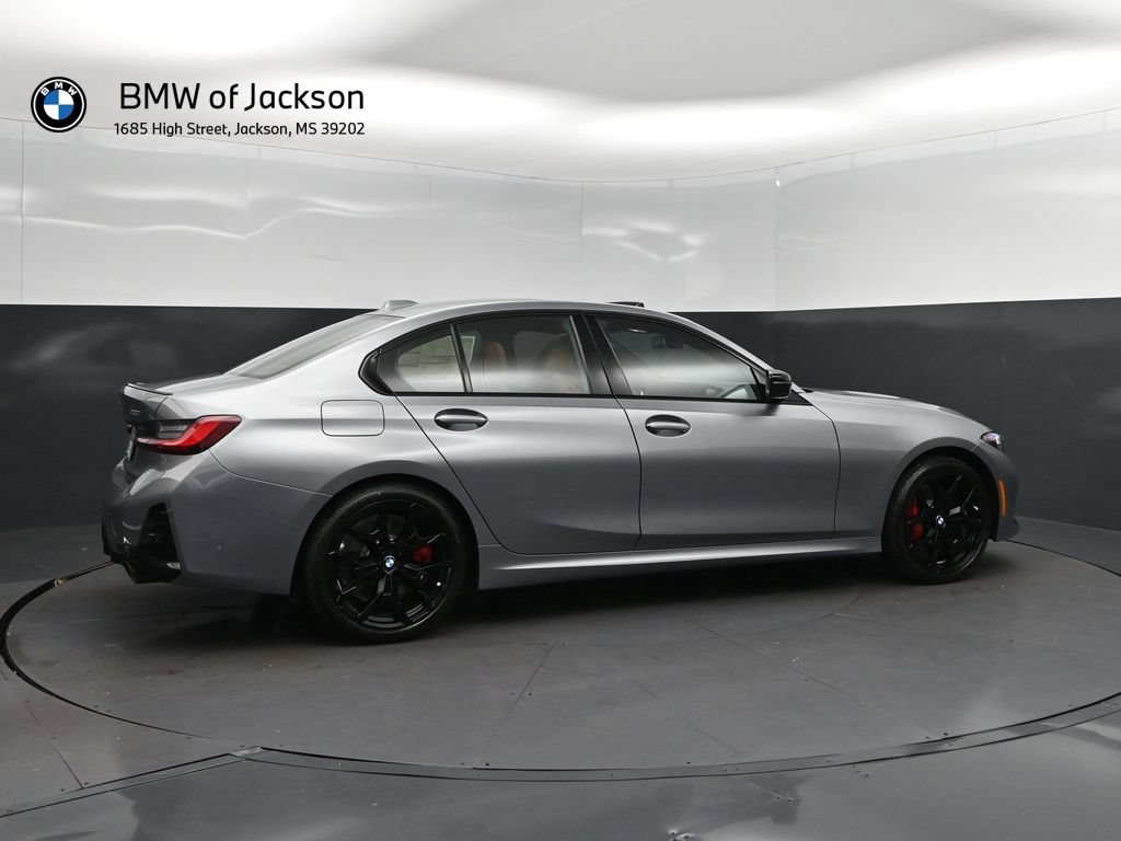 New 2026 BMW 330i xDrive Sedan w/ M Sport Package AWD/4WD image 8