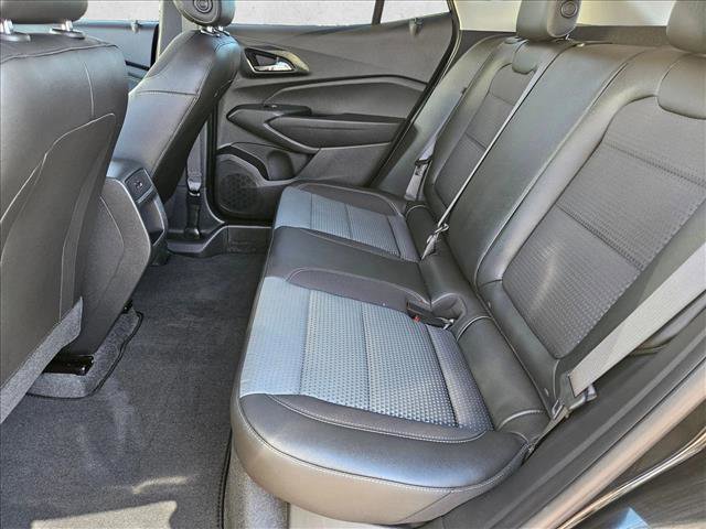 Used 2026 Chevrolet Trax LT w/ LT Convenience Package image 21
