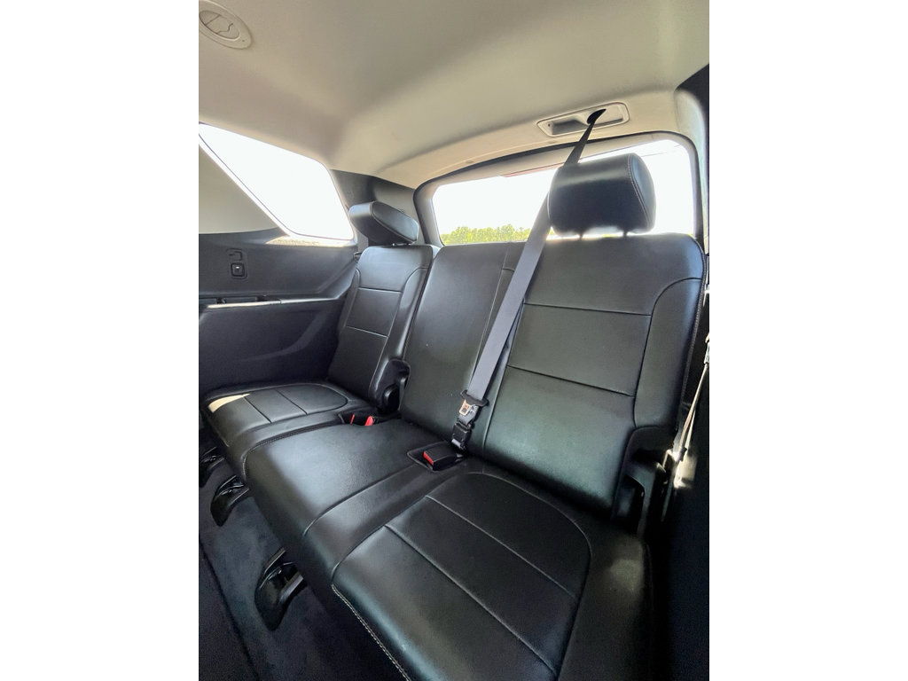 Used 2020 Chevrolet Traverse LT FWD image 12