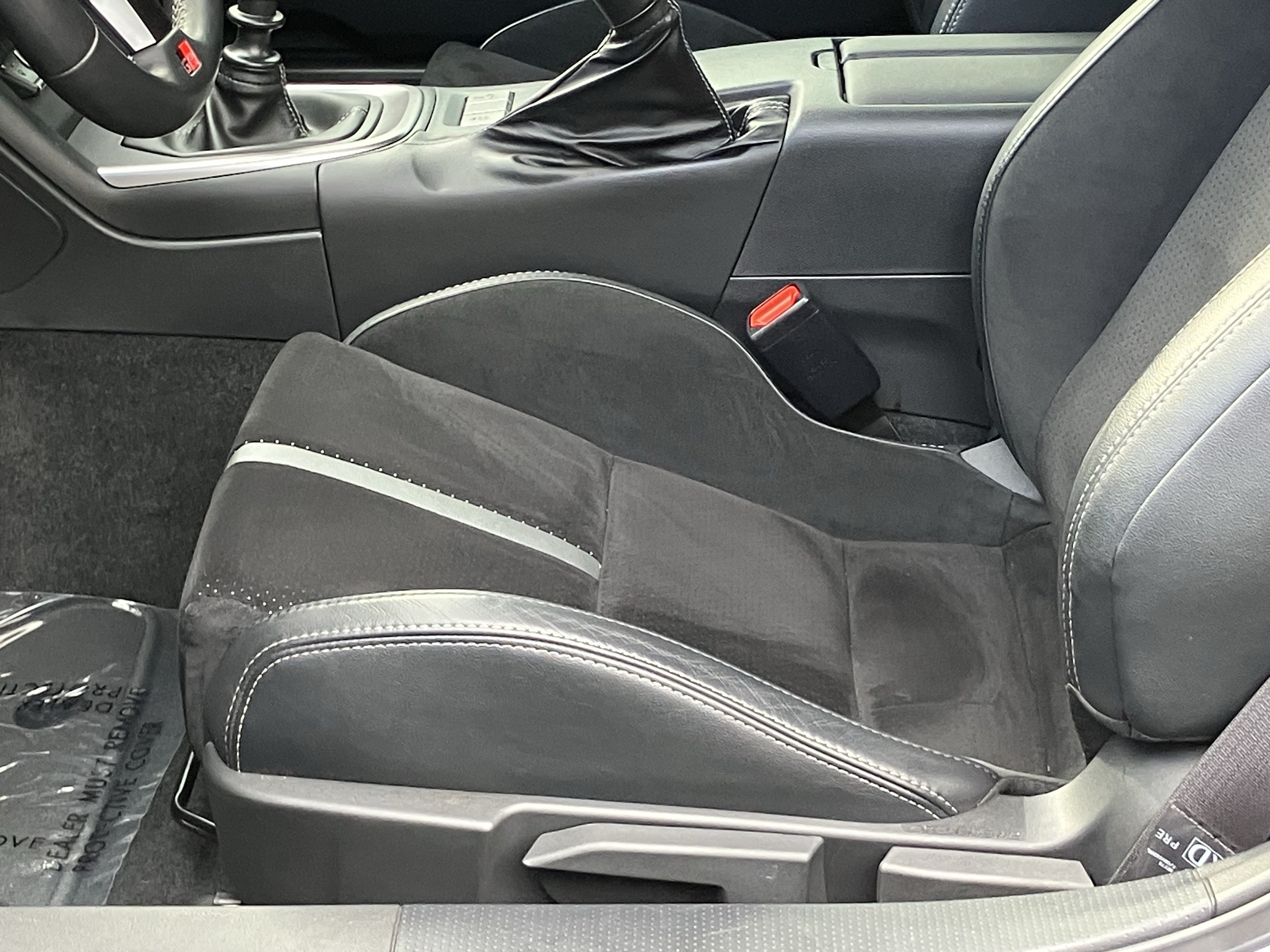 Used 2025 Toyota GR86 Premium w/ Performance Package RWD image 17