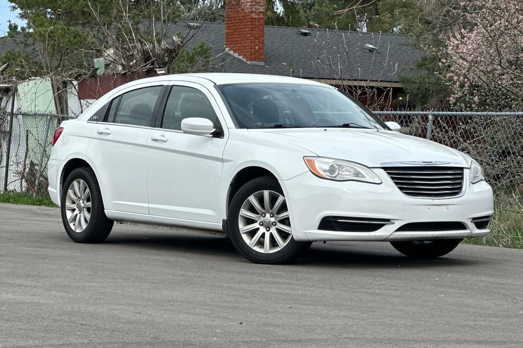 Used 2013 Chrysler 200 Touring w/ Cold Weather Group image 1