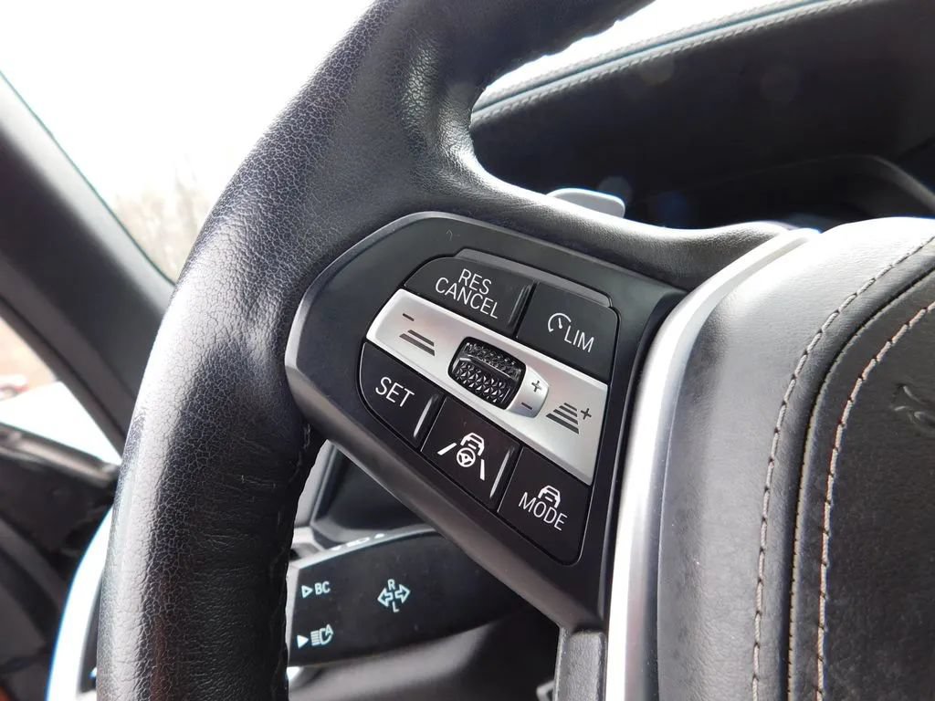 Used 2022 BMW X5 xDrive40i AWD/4WD image 30