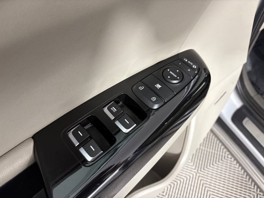 Used 2018 Kia Sportage SX image 13