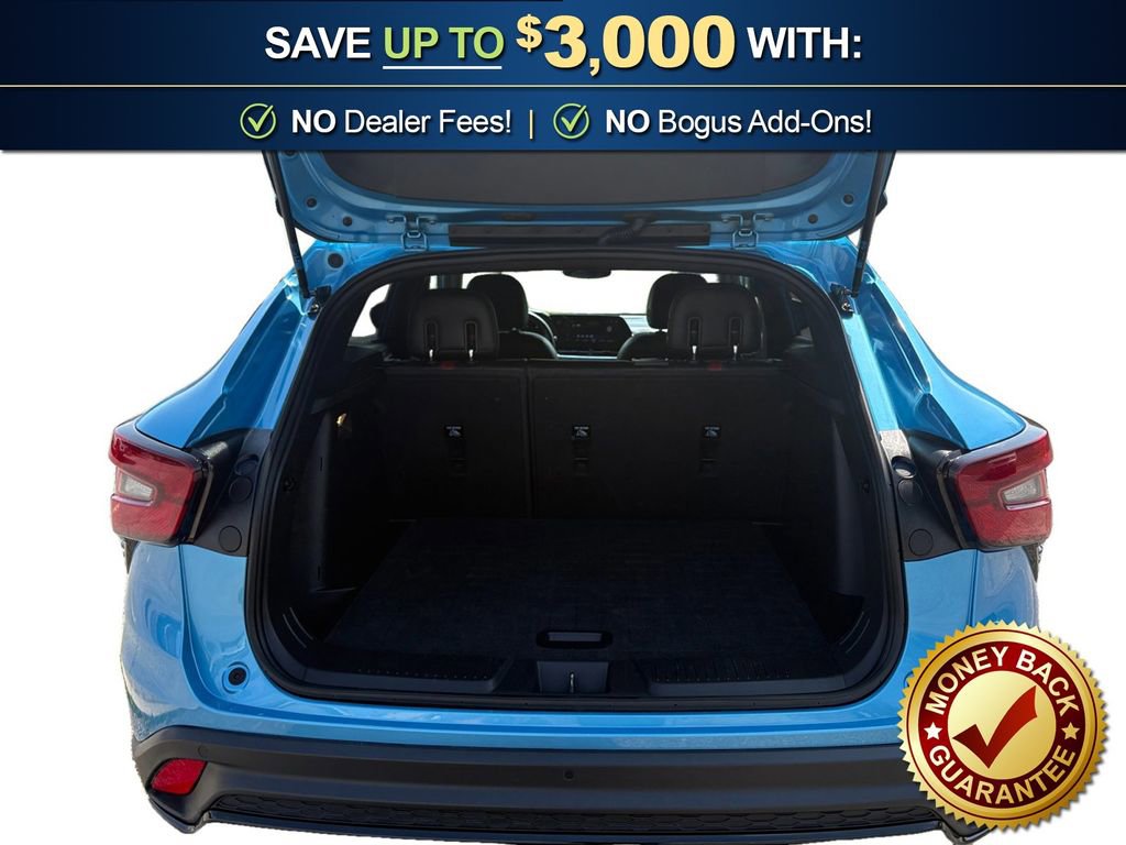 Used 2025 Chevrolet Trax RS w/ Driver Confidence Package image 24