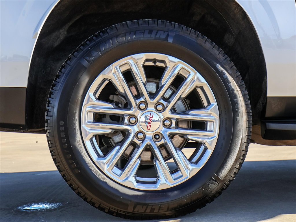 Used 2021 GMC Yukon XL SLT w/ SLT Premium Package image 9