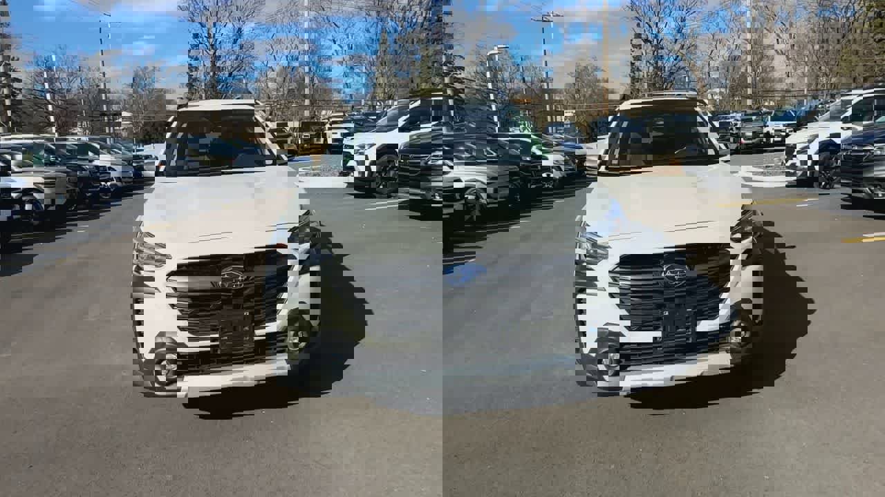 Certified 2023 Subaru Outback Touring XT image 3