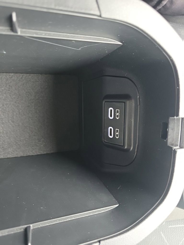 Used 2024 Toyota RAV4 XLE image 34