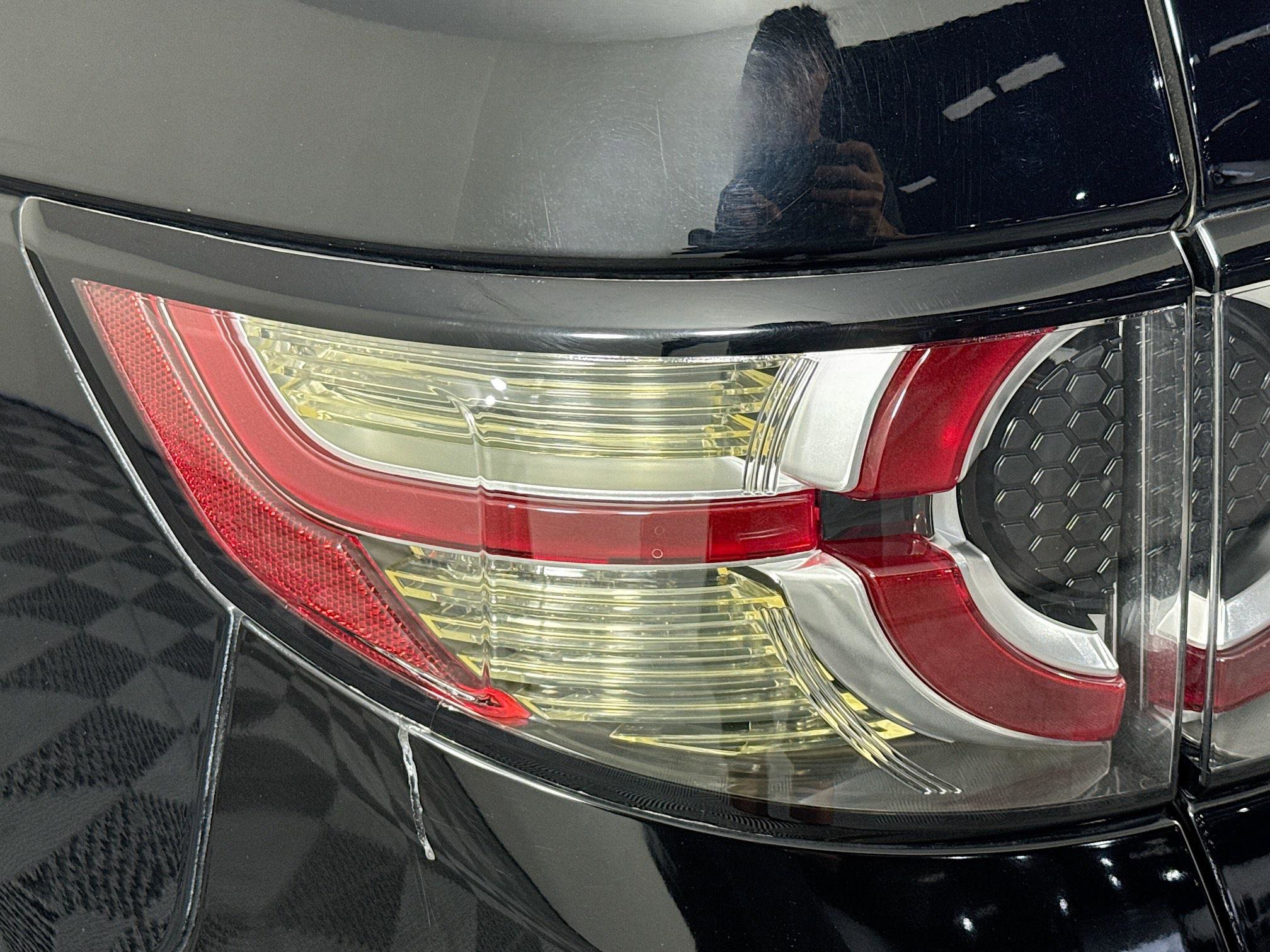 Used 2018 Land Rover Discovery Sport HSE image 35