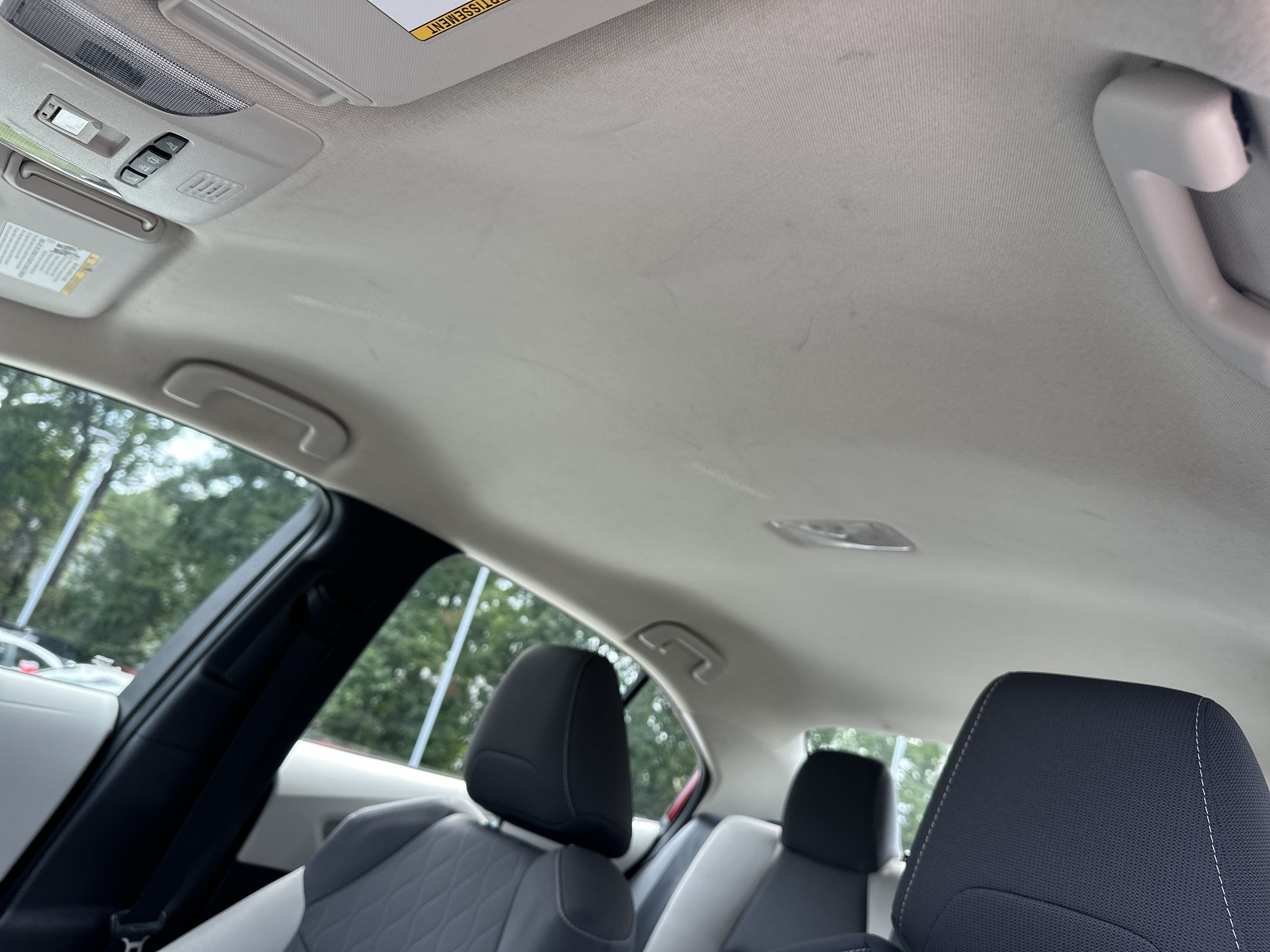 Used 2022 Toyota Corolla LE FWD image 28