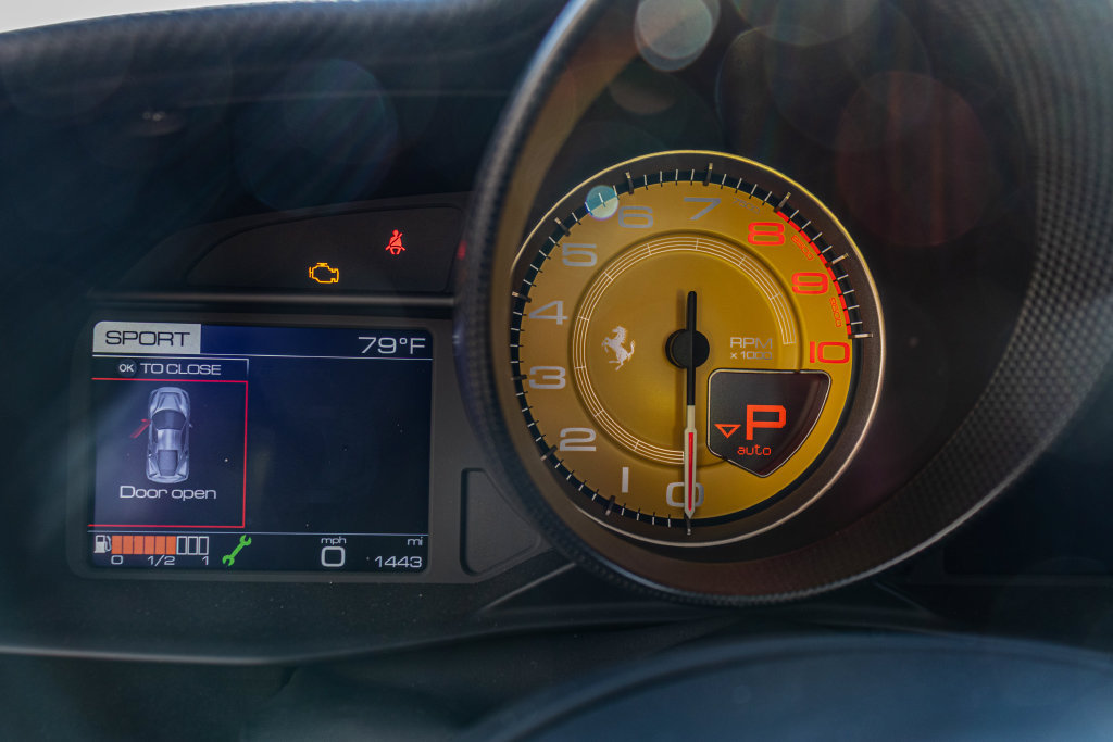 Certified 2019 Ferrari 488 Pista Coupe RWD image 40