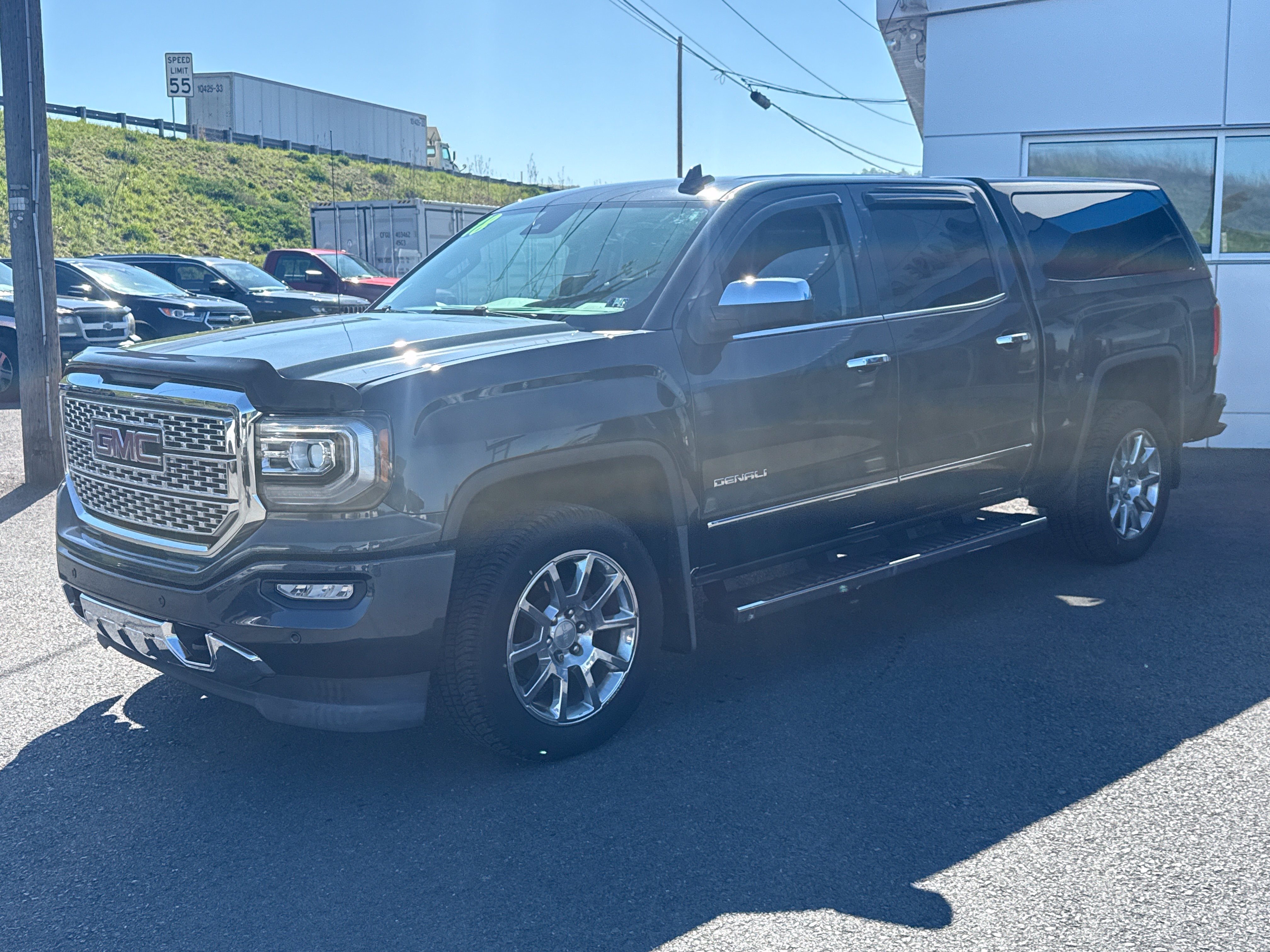 Used 2018 GMC Sierra 1500 Denali AWD/4WD image 7