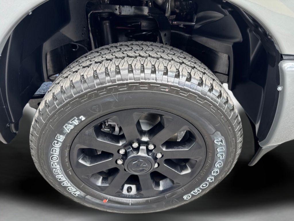 New 2026 RAM 2500 Laramie AWD/4WD image 27