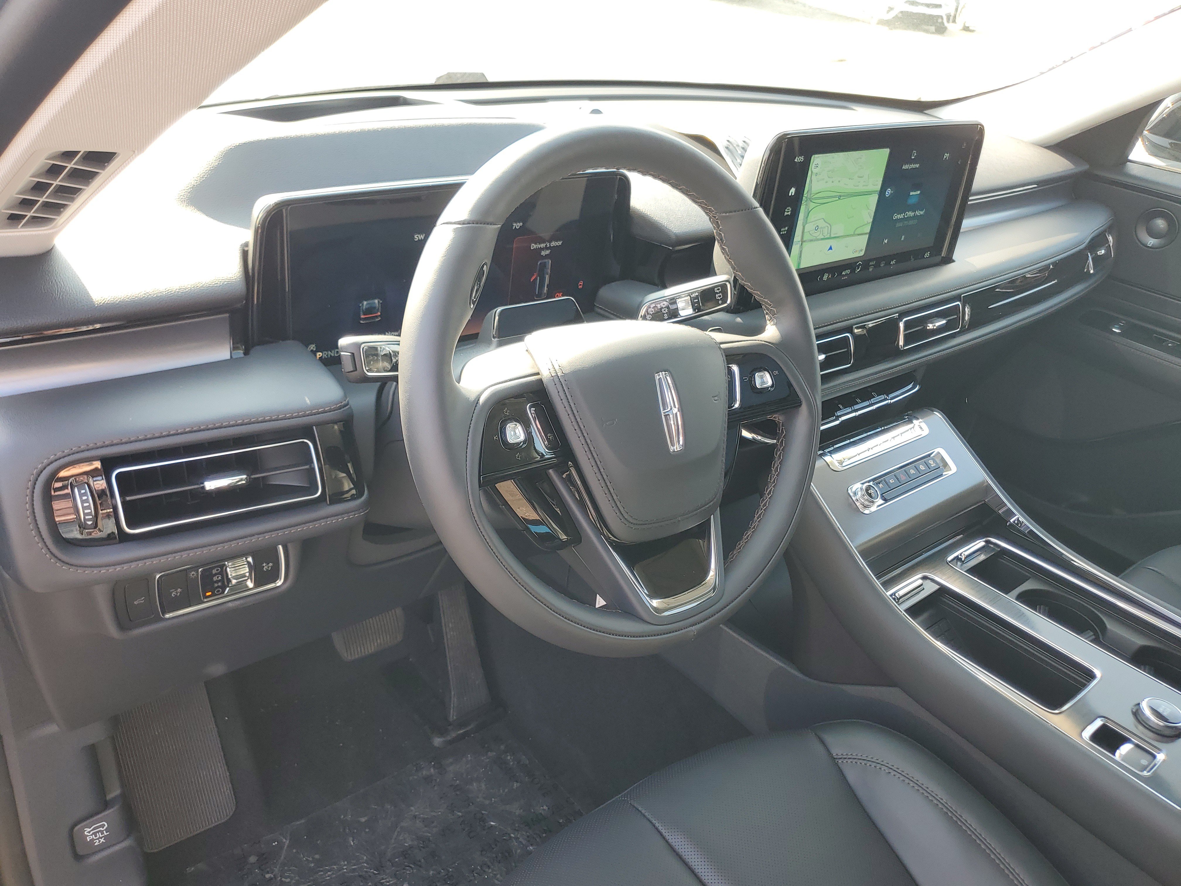 New 2026 Lincoln Aviator AWD image 12