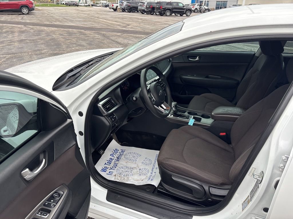 Used 2020 Kia Optima LX image 21