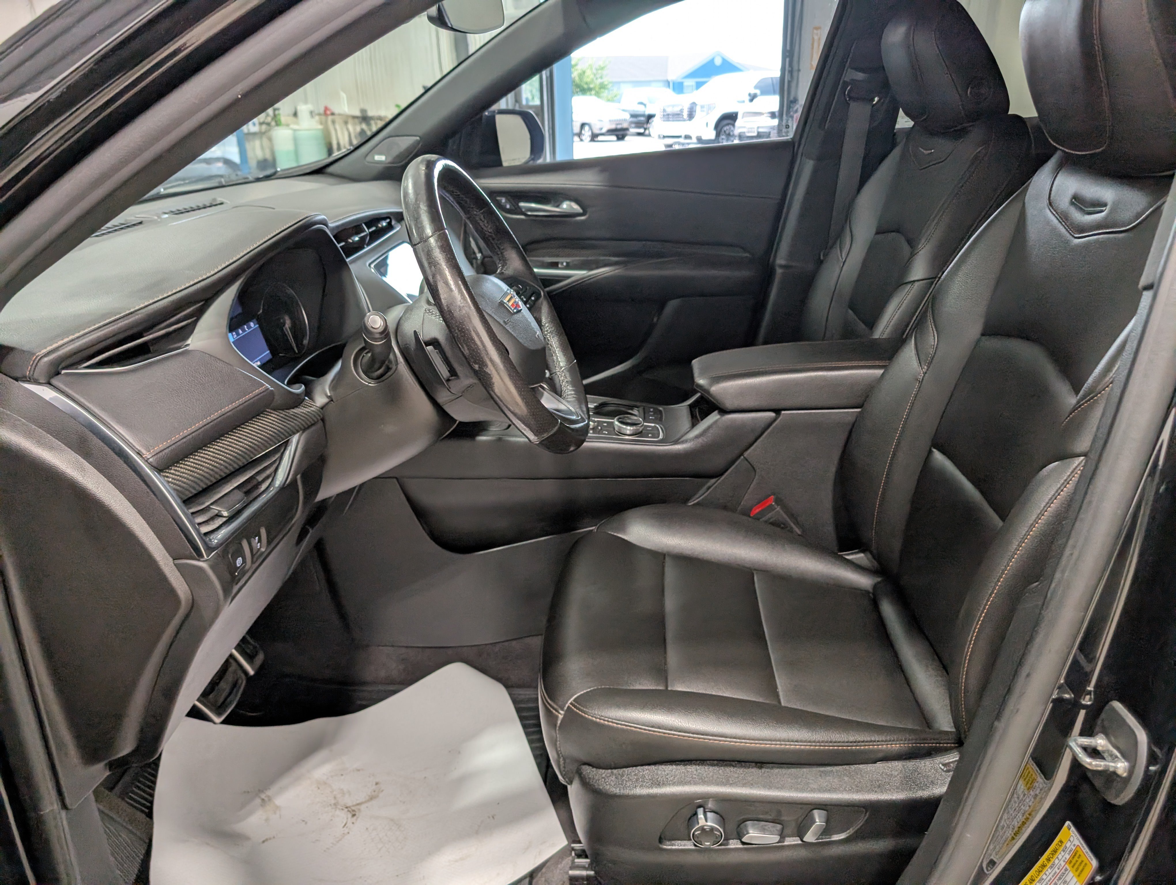 Used 2019 Cadillac XT4 Sport w/ Cold Weather Package AWD/4WD image 14