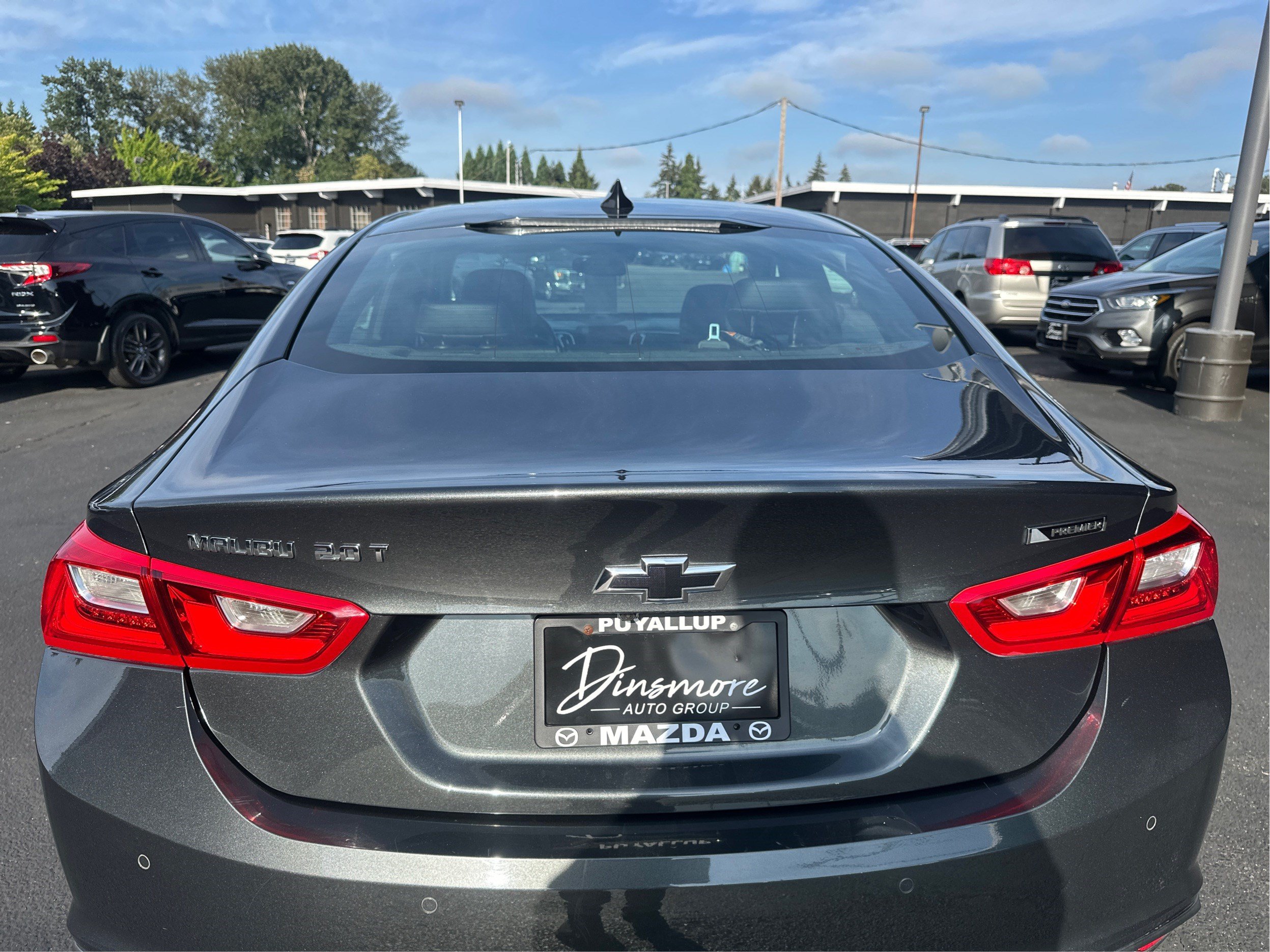Used 2017 Chevrolet Malibu Premier w/ Premier Sun and Wheel Package FWD image 27