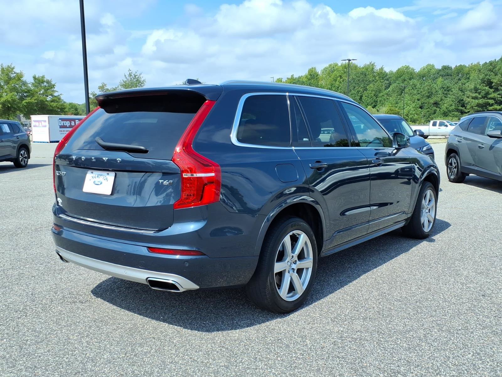 Used 2020 Volvo XC90 T6 Momentum AWD/4WD image 24
