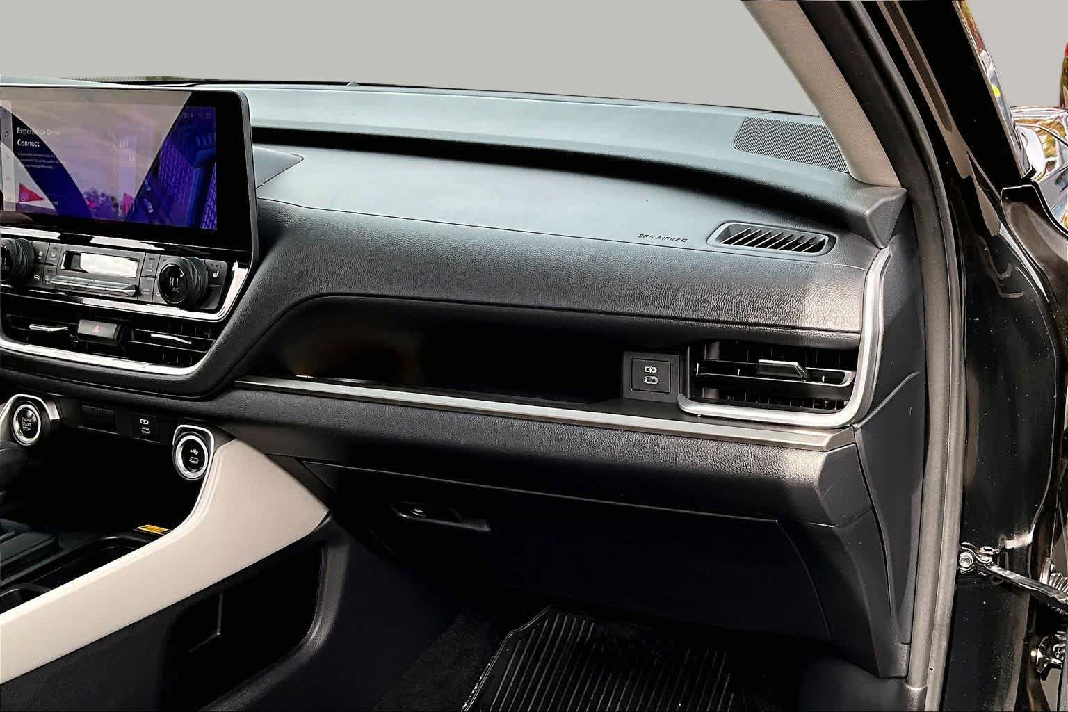 Certified 2024 Toyota Grand Highlander AWD image 18