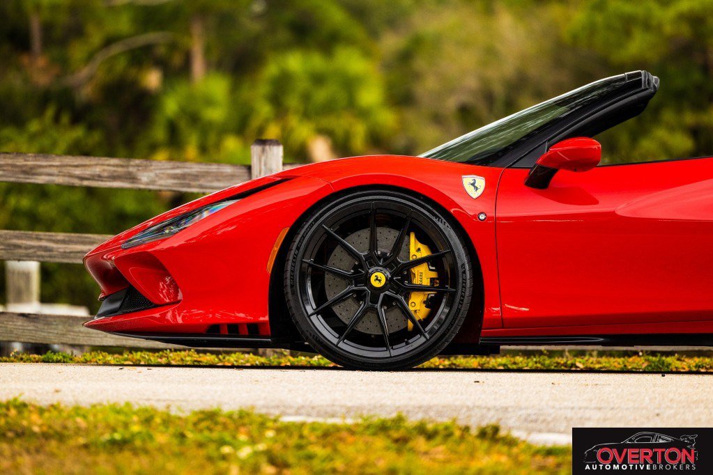 Used 2022 Ferrari F8 Tributo image 54