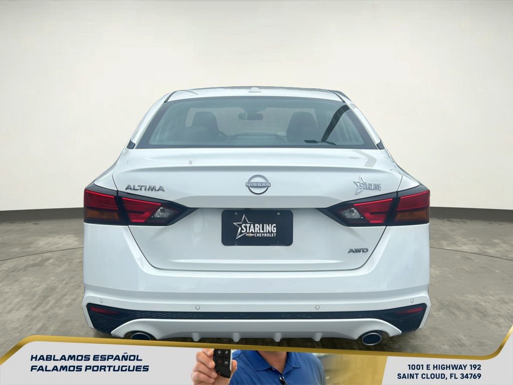 Used 2025 Nissan Altima 2.5 SV w/ SV Premium Package image 5