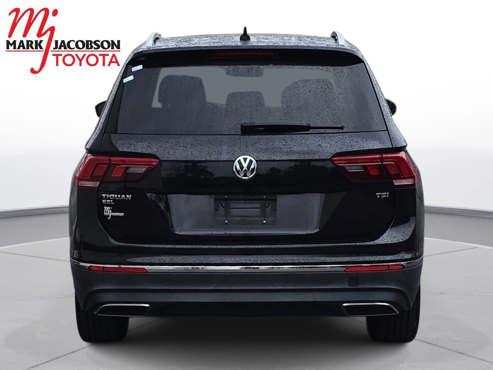 Used 2018 Volkswagen Tiguan SEL image 10