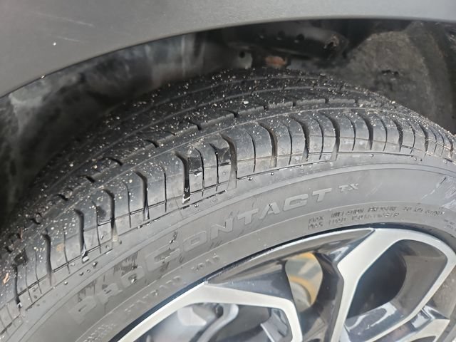Used 2025 Chevrolet Trax RS w/ Driver Confidence Package FWD image 28