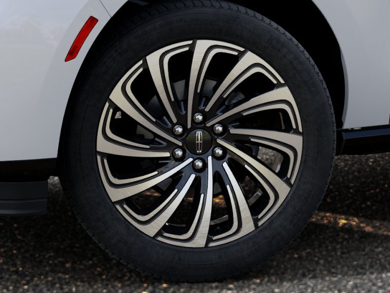 New 2027 Lincoln Navigator Black Label AWD/4WD image 19