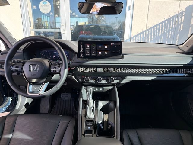 Used 2025 Honda Accord Touring image 12