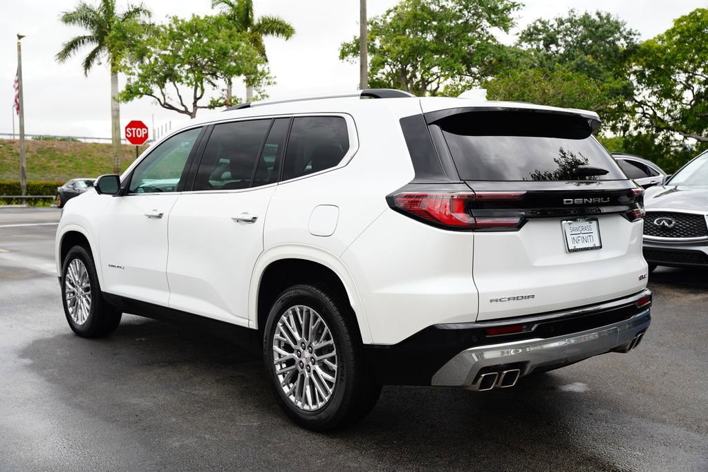 Used 2024 GMC Acadia Denali image 16