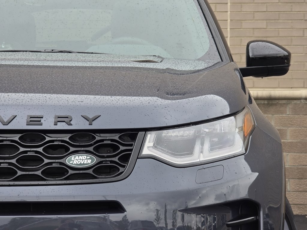 New 2025 Land Rover Discovery Sport Dynamic SE image 41